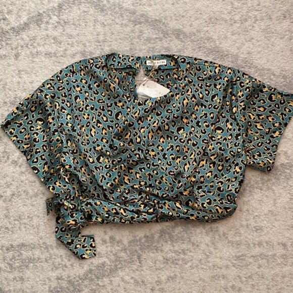 Tops - Moon River blouse